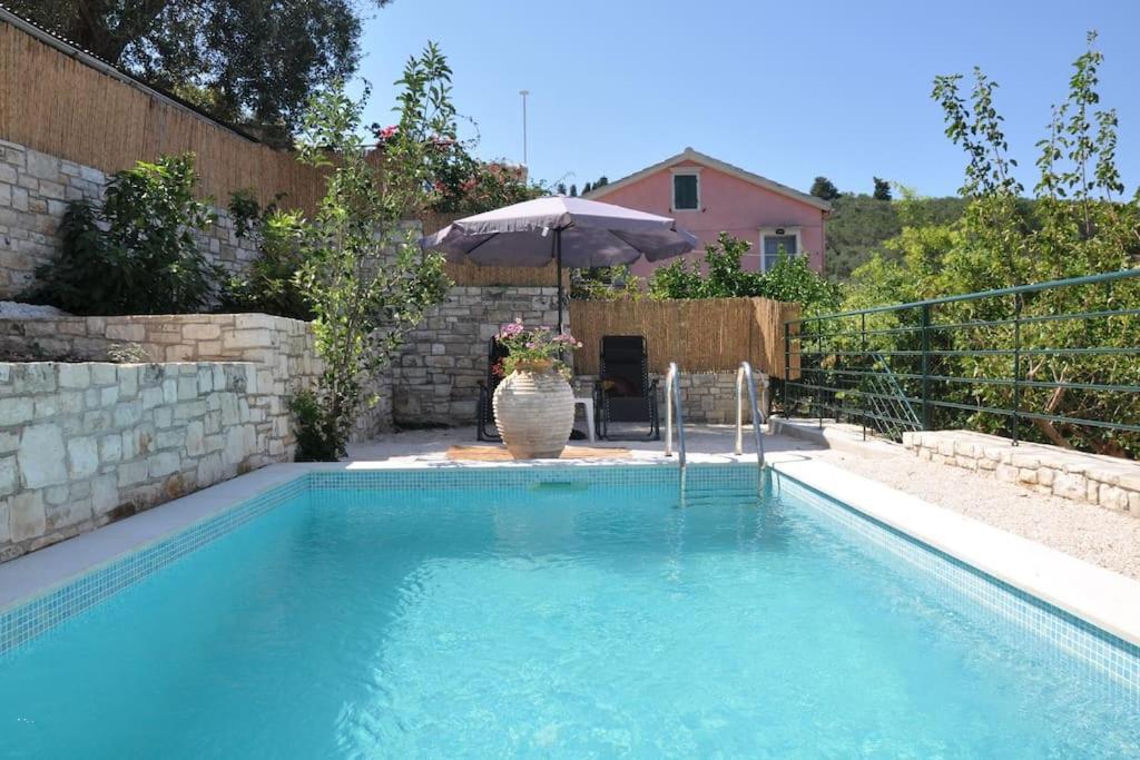 Villa Paxos Adamantia With Private Pool ガイオス エクステリア 写真
