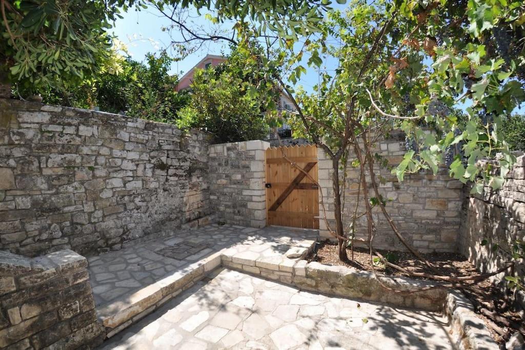 Villa Paxos Adamantia With Private Pool ガイオス エクステリア 写真